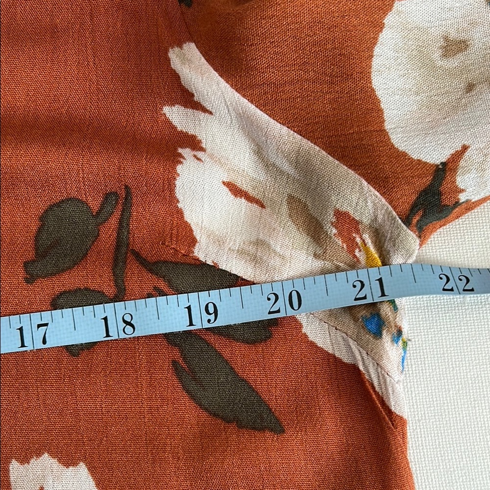 Minimi Burnt Orange Blouse with Lace Trim Sleeves - Picture 8 of 8